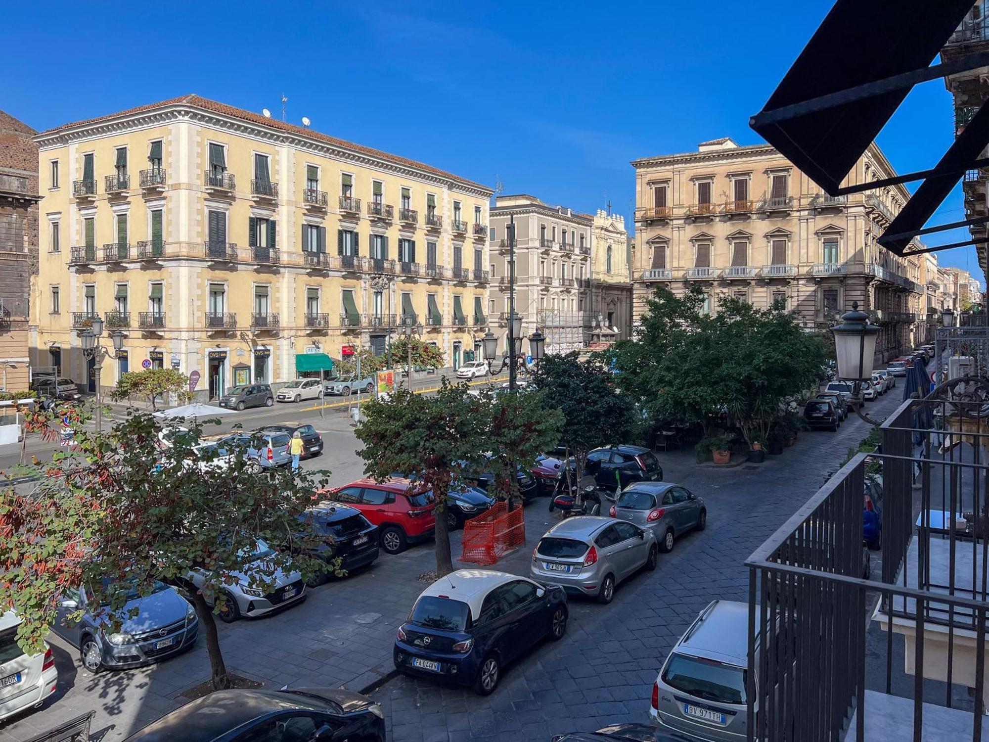 Ricci Palace Suites Catania Bagian luar foto