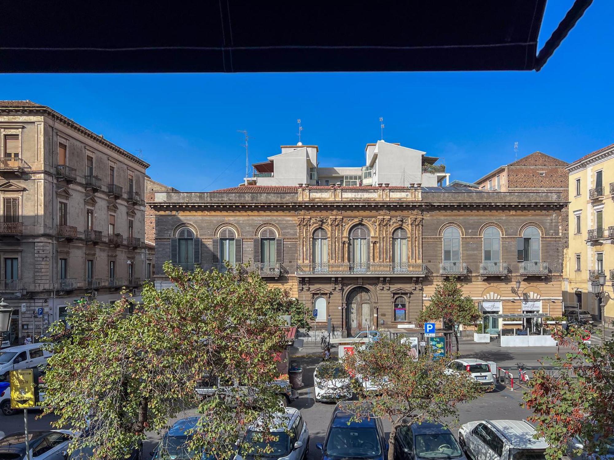 Ricci Palace Suites Catania Bagian luar foto