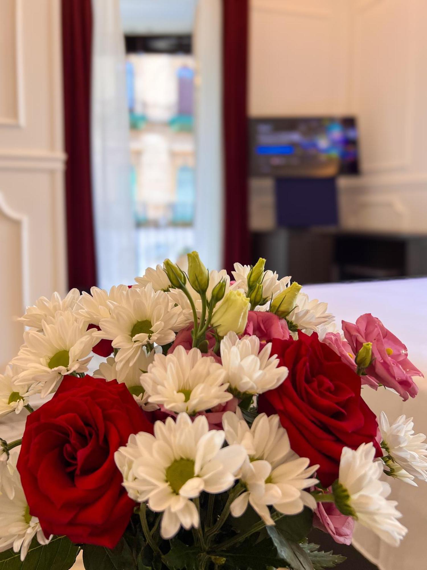 Ricci Palace Suites Catania Bagian luar foto