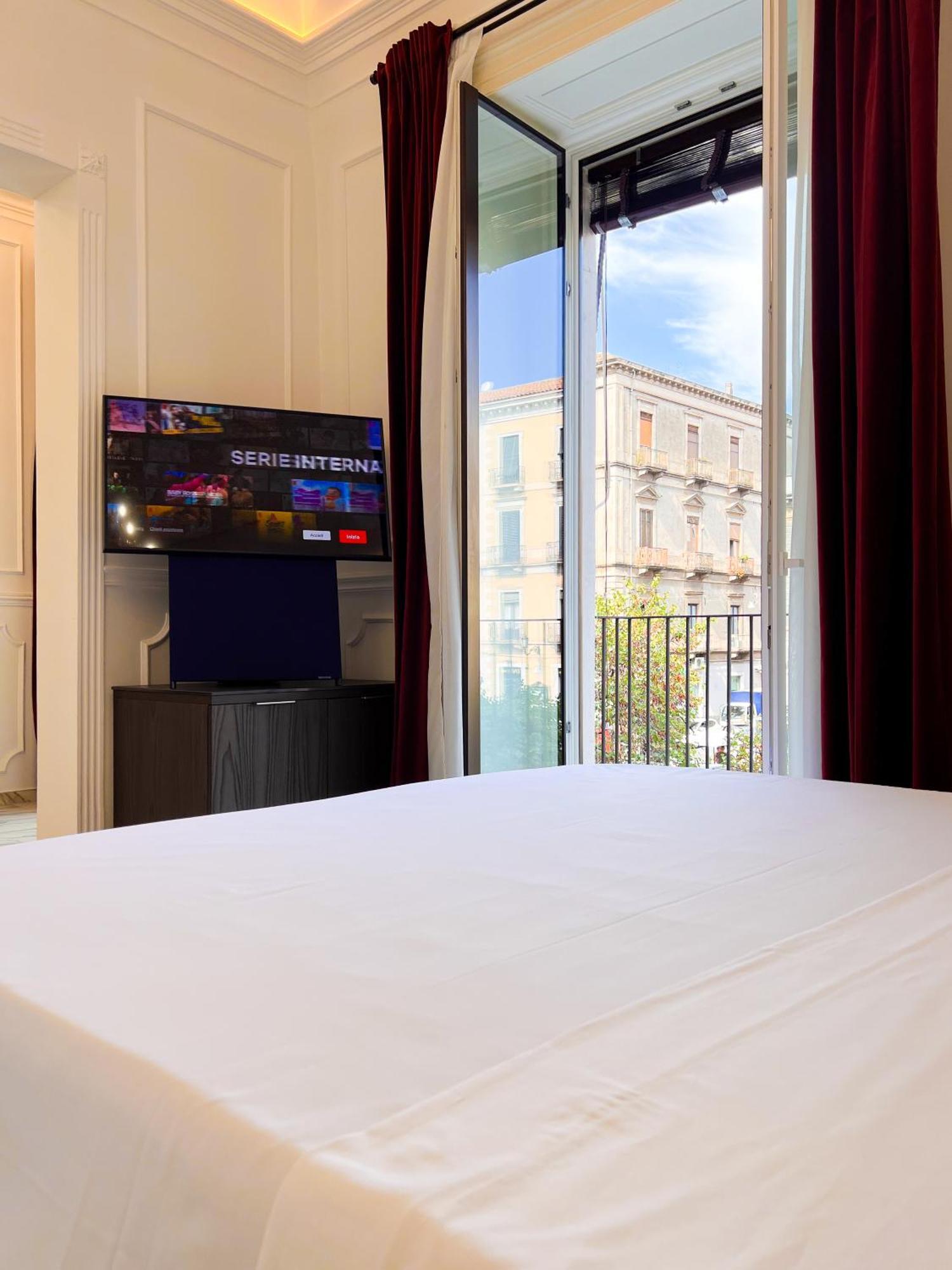 Ricci Palace Suites Catania Bagian luar foto