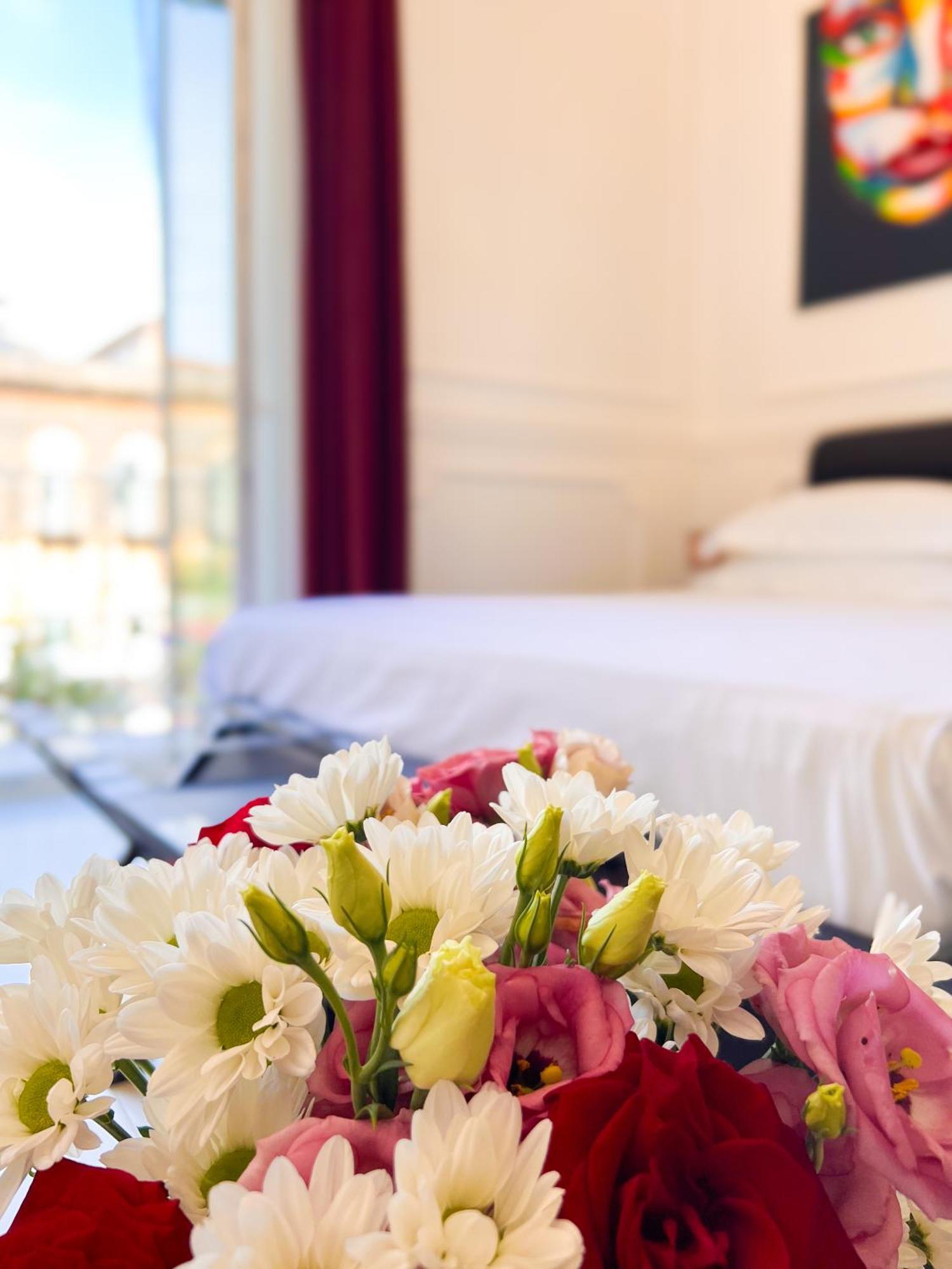 Ricci Palace Suites Catania Bagian luar foto