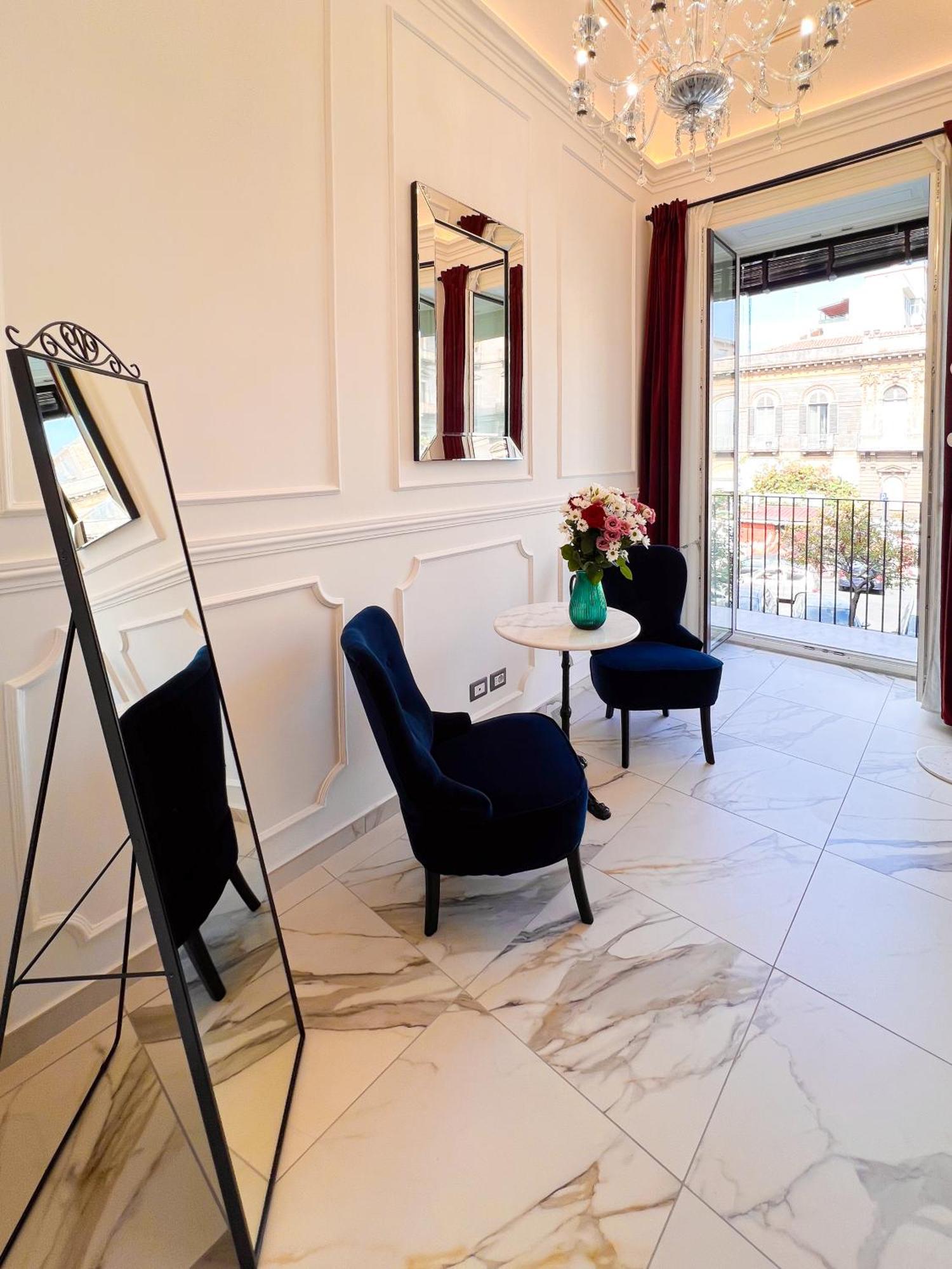 Ricci Palace Suites Catania Bagian luar foto