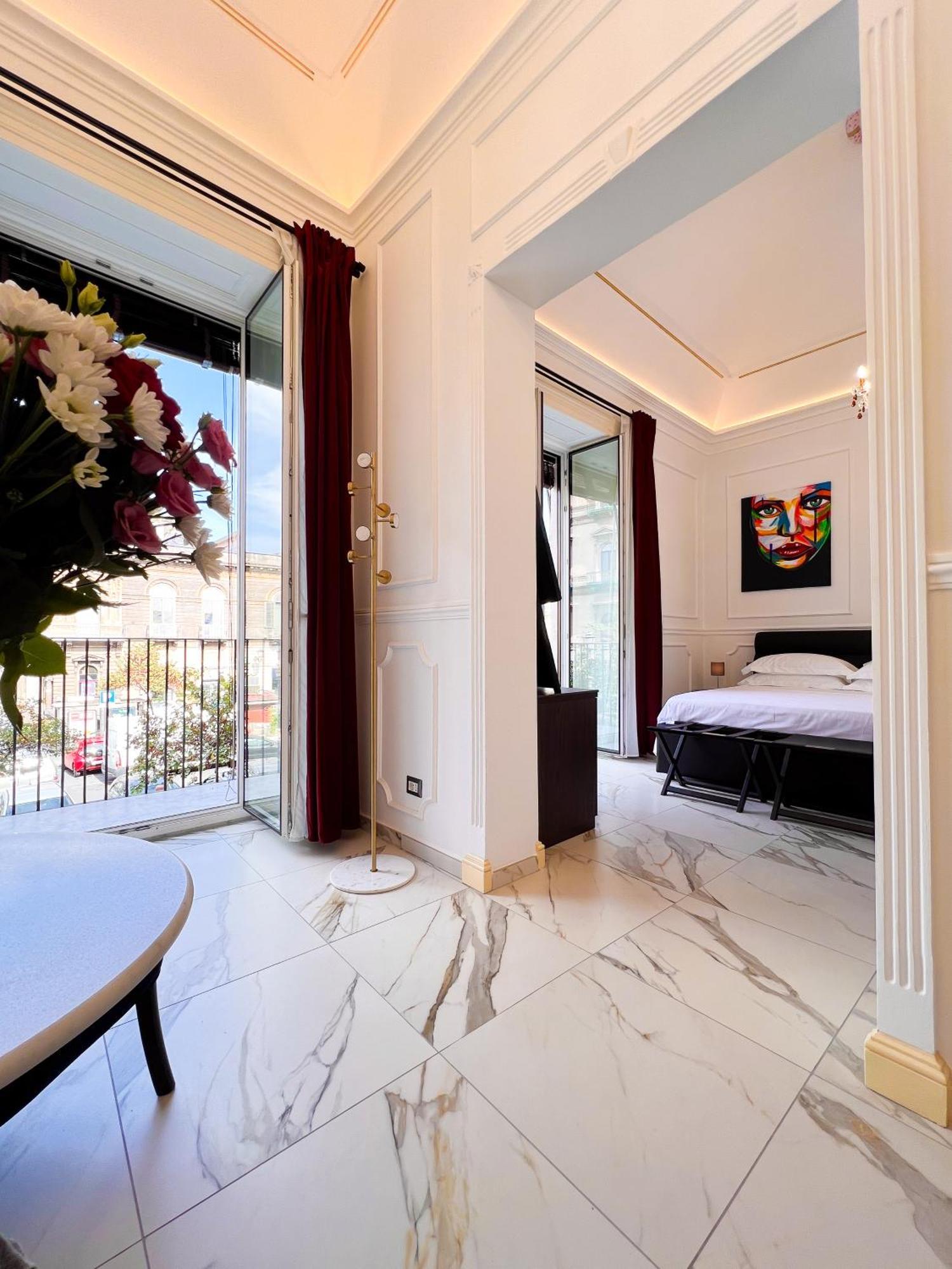 Ricci Palace Suites Catania Bagian luar foto