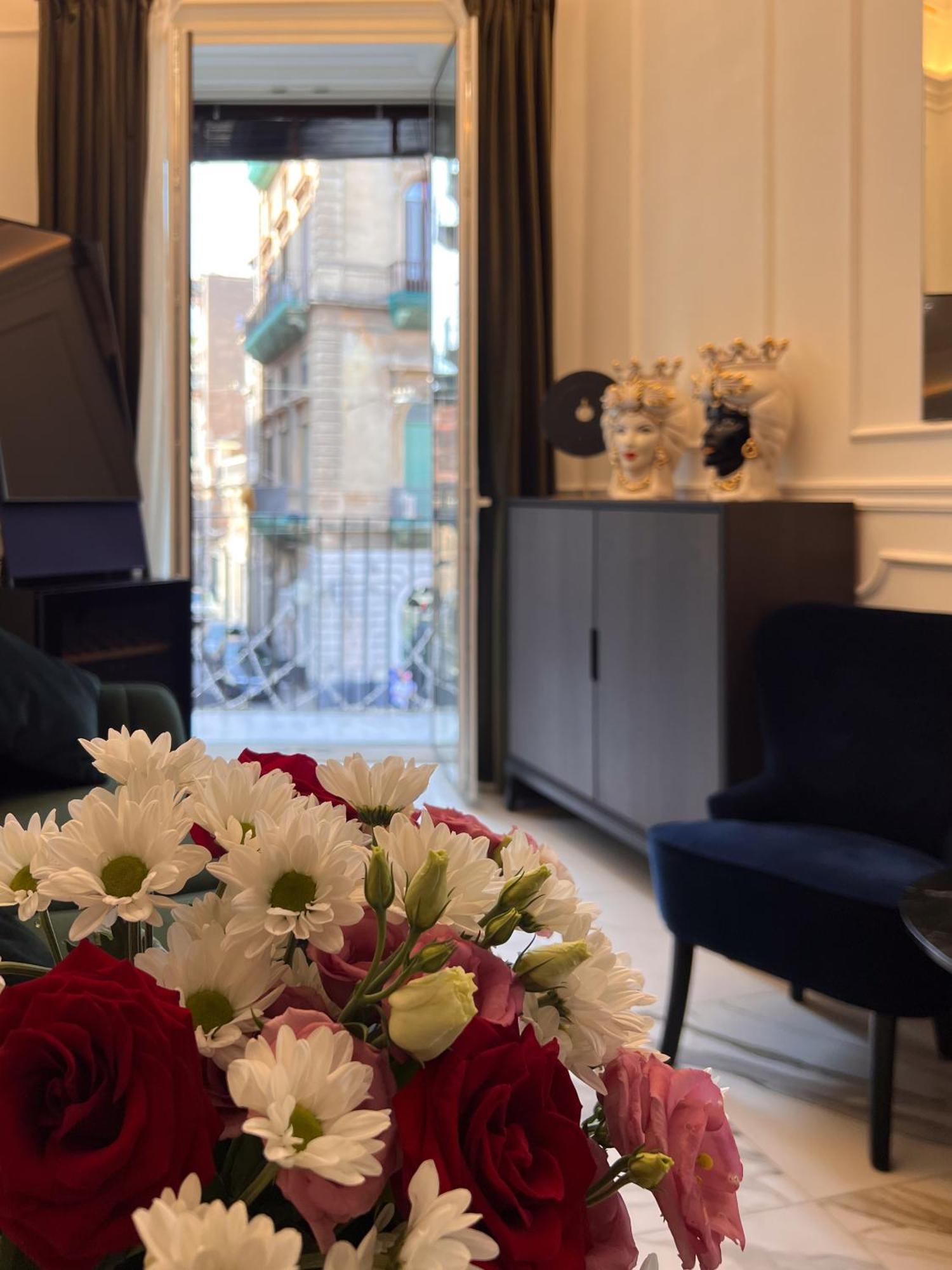 Ricci Palace Suites Catania Bagian luar foto
